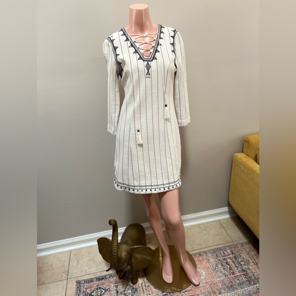 NEW Gianni Bini Black & Cream Embroidered 3/4 Sleeve Dress size XS 0002